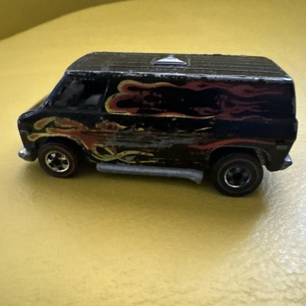 Hot Wheels Super Van 1974 Redline Black With Flames Mattel Hong Kong Vintage